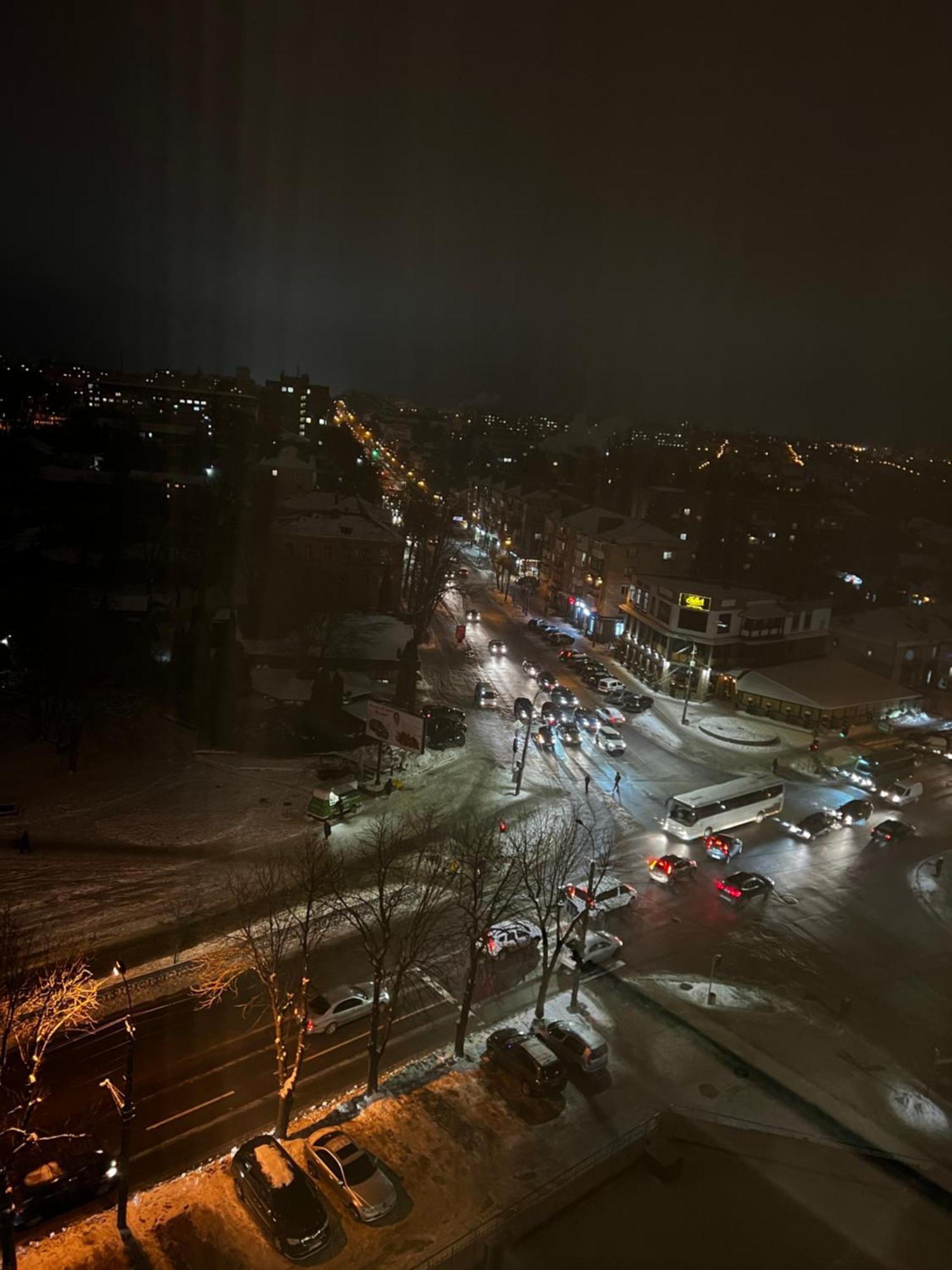 Квартира з двома спальнями Ровно Экстерьер фото